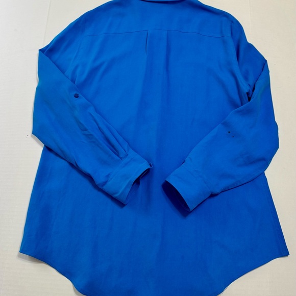 🚨LAST CHANCE BOGO FREE🚨 
Nexx Blue Blouse 100% Silk and Relaxed Fit - Picture 7 of 8